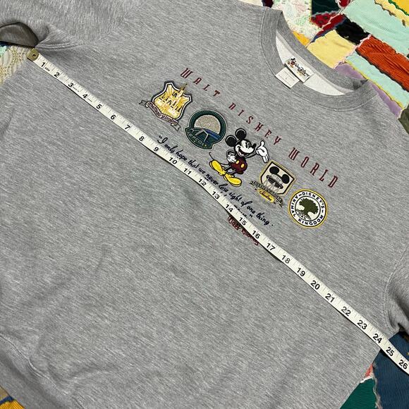 Vintage Disney ‘Walt Disney World’ Embroidered Grey Crewneck Large - Picture 6 of 7